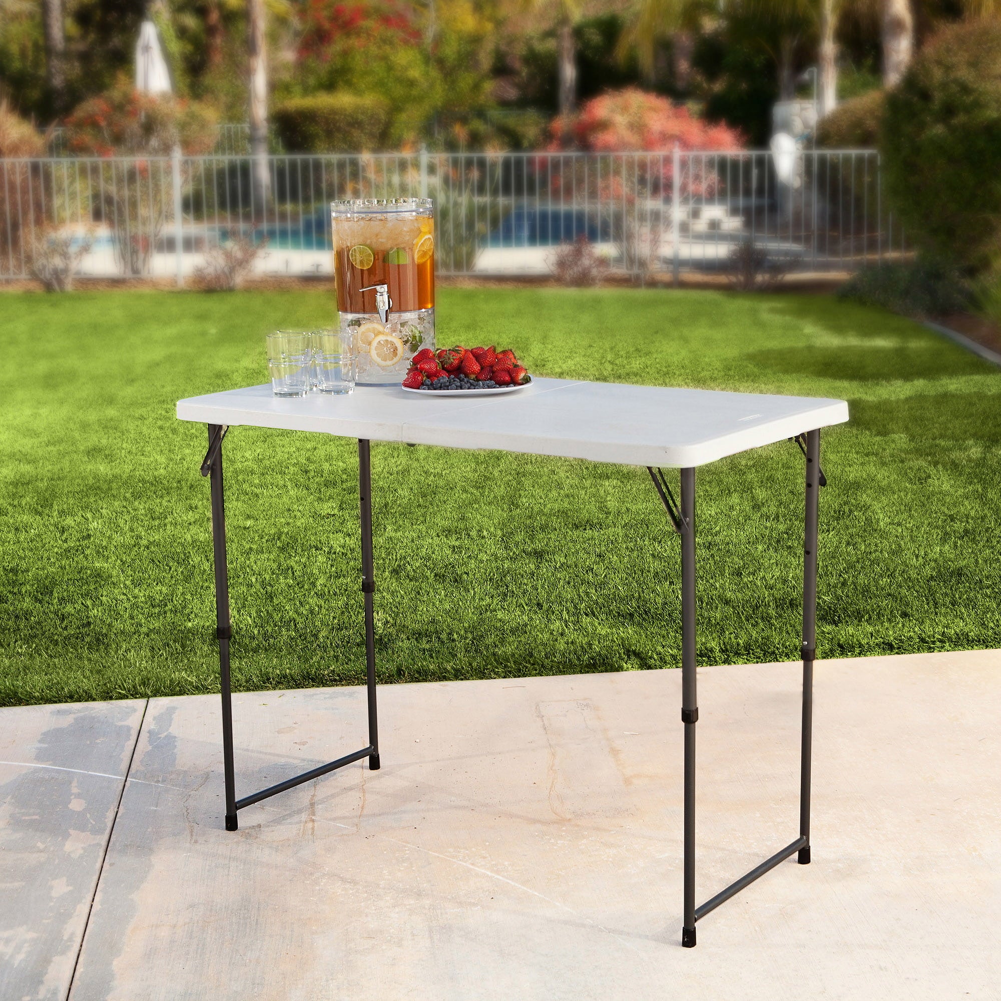 Lifetime 4 ft. Fold-in-Half Adjustable Table， White Granite (4428)