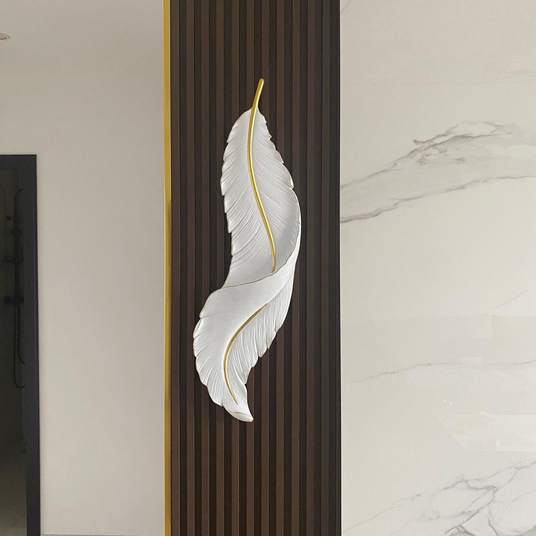 Feather Wall Lamp