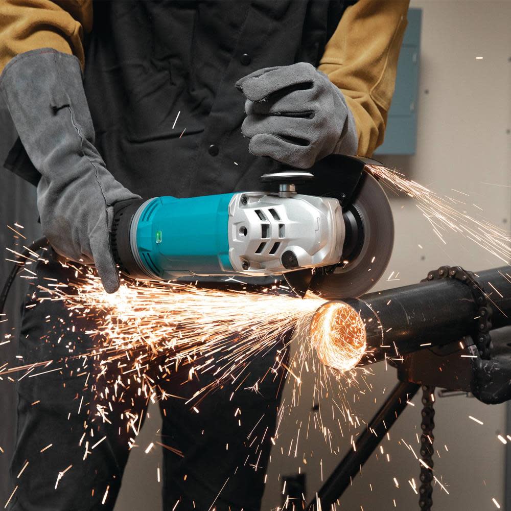 Makita 7 Angle Grinder with AFT? and Brake ;