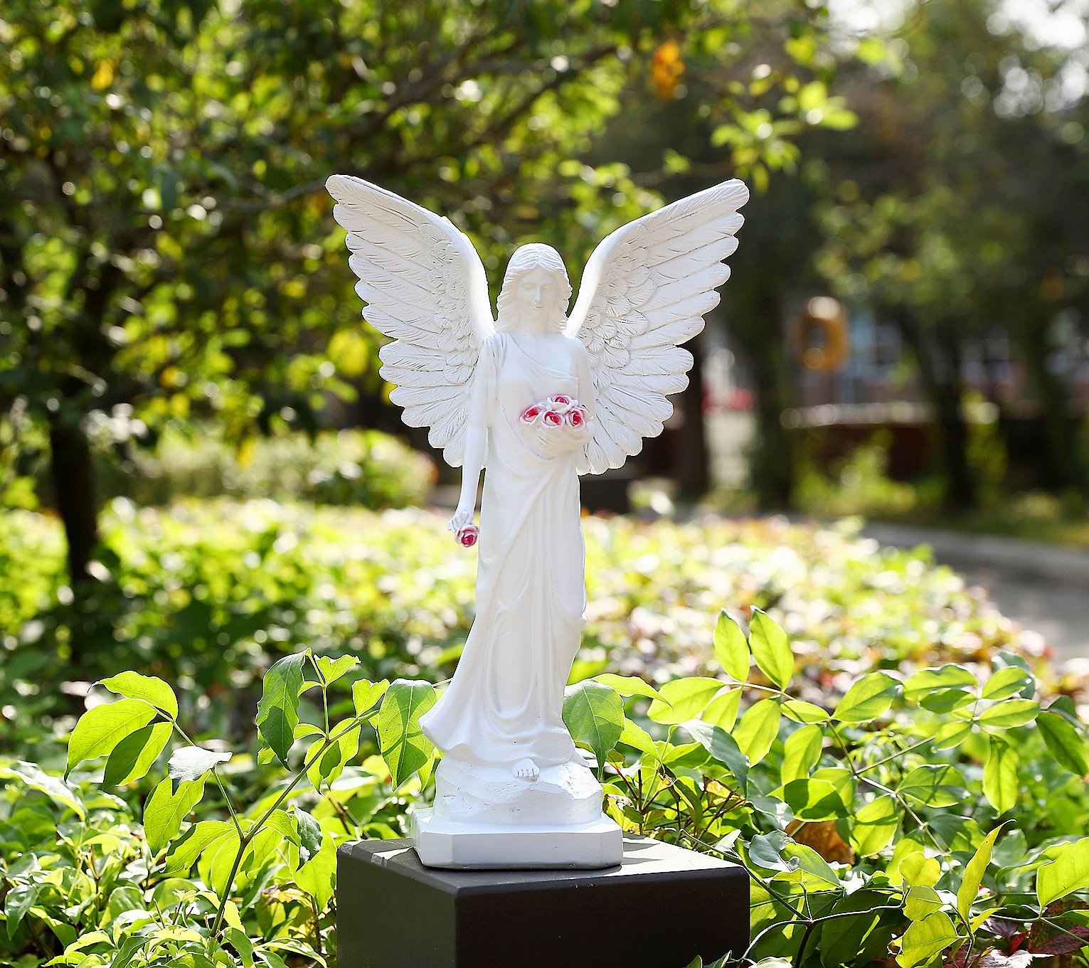 Techko Angel with Open Wings Statue with SolarSpotlight