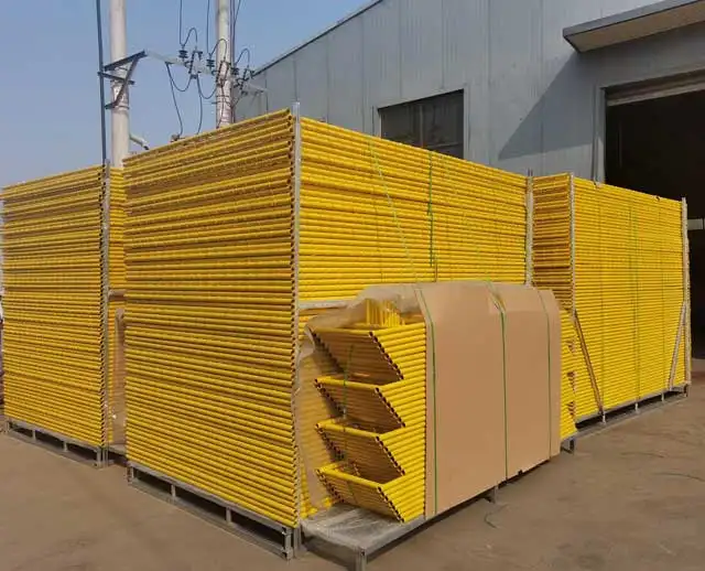 Supplies 6ft x 10ft Yellow PVC Coated Temporary Chain Link Construction Fence Design.