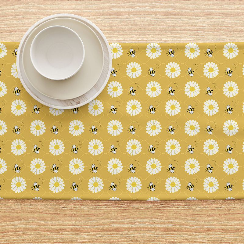 Table Runner， 100% Polyester， 14x108， Bumble Bees and Daisies