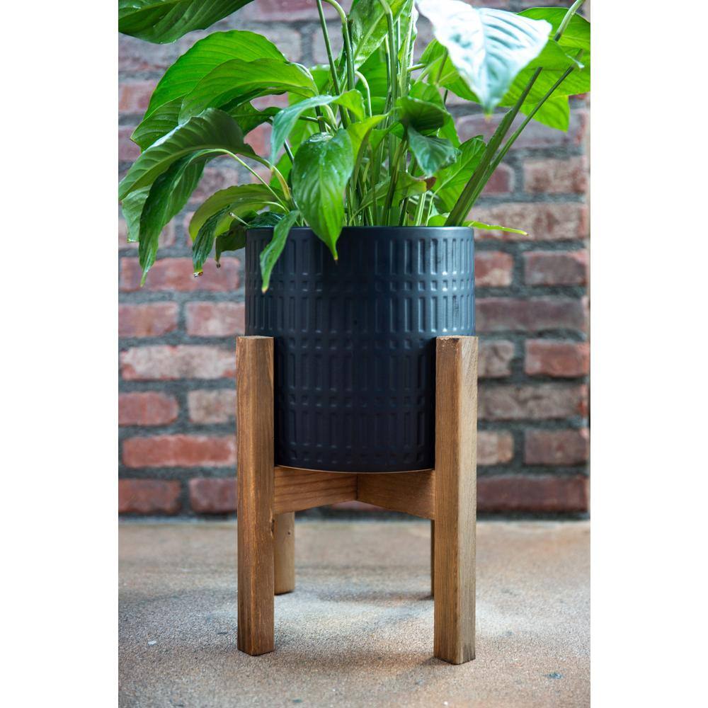 Flora Bunda 10 in. and 8 in. Matte Black Ceramic Roman Planter on Wood Stand Mid-Century Planter (Set of 2) CT740E2-MTBK