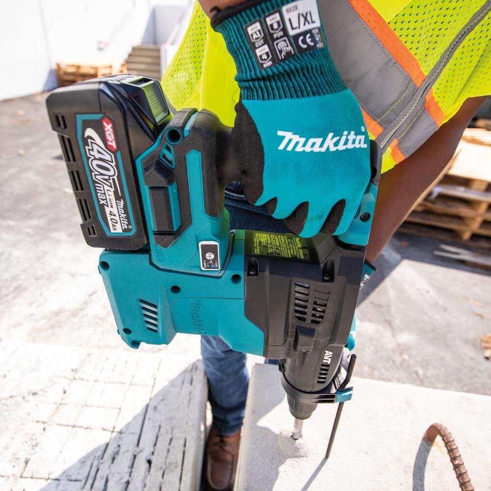 Makita 40V max XGT 1 3/16