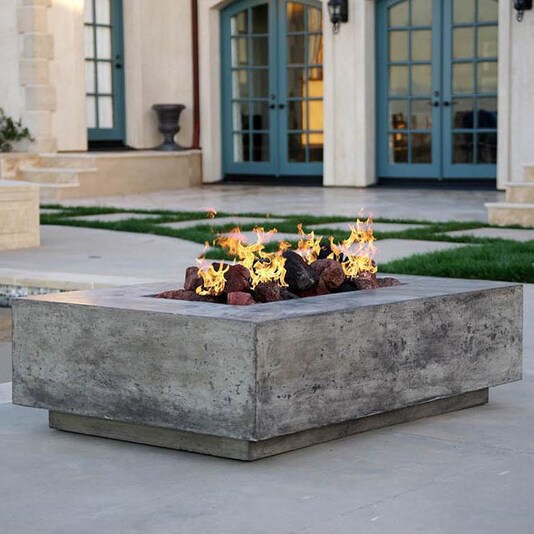 Lakeview Cascata Bay 1 56-Inch Natural Gas Rectangular Fire Pit Table