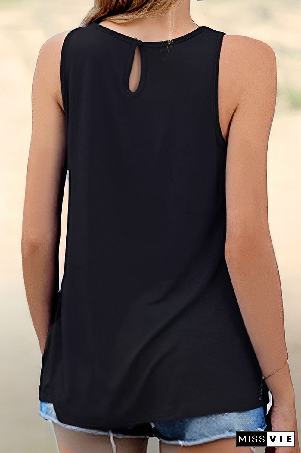 Solid Ruched Keyhole Back Tank Top