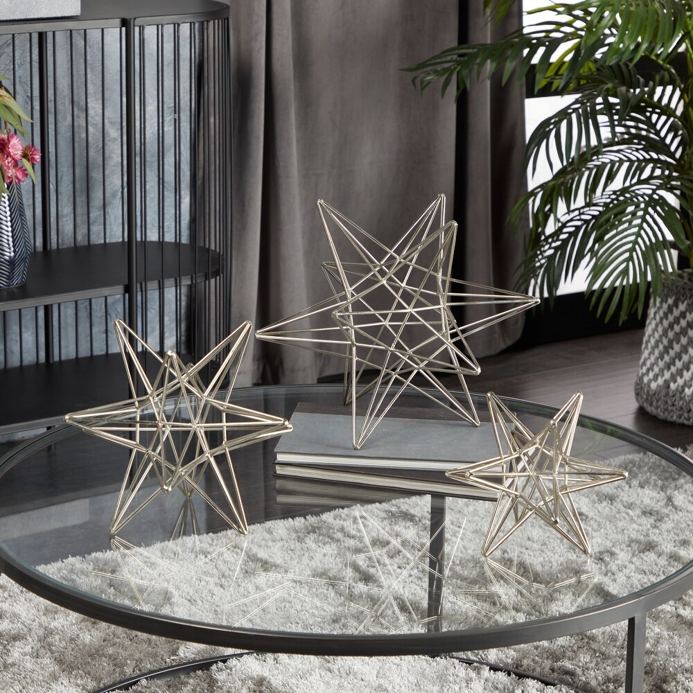 CosmoLiving by Cosmopolitan Silver Iron Contemporary Sculpture 11 x 9 x 7   12\