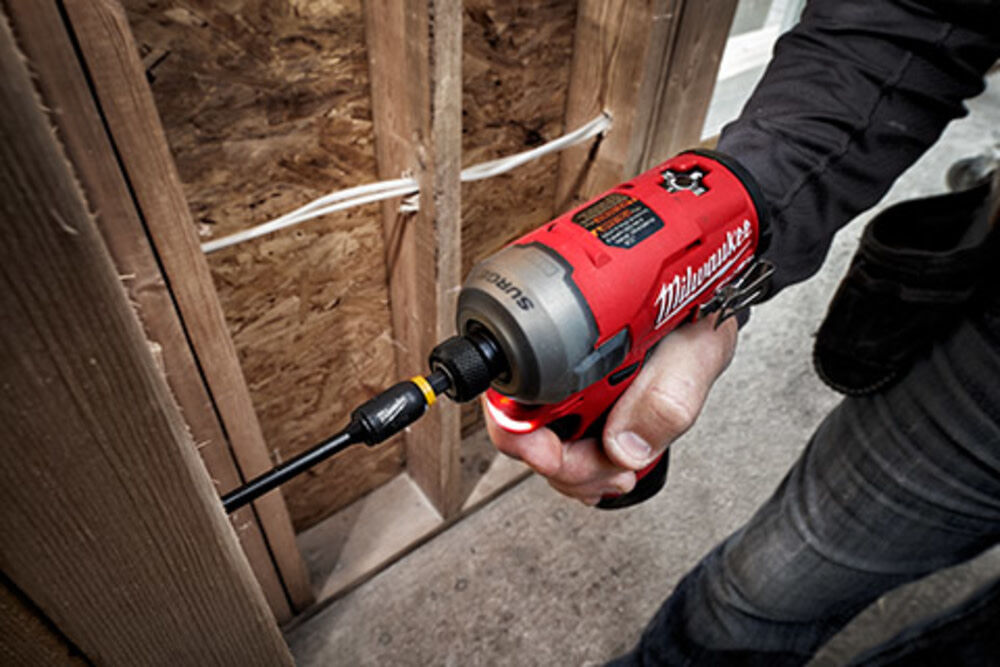 Milwaukee M12 FUEL SURGE 1/4