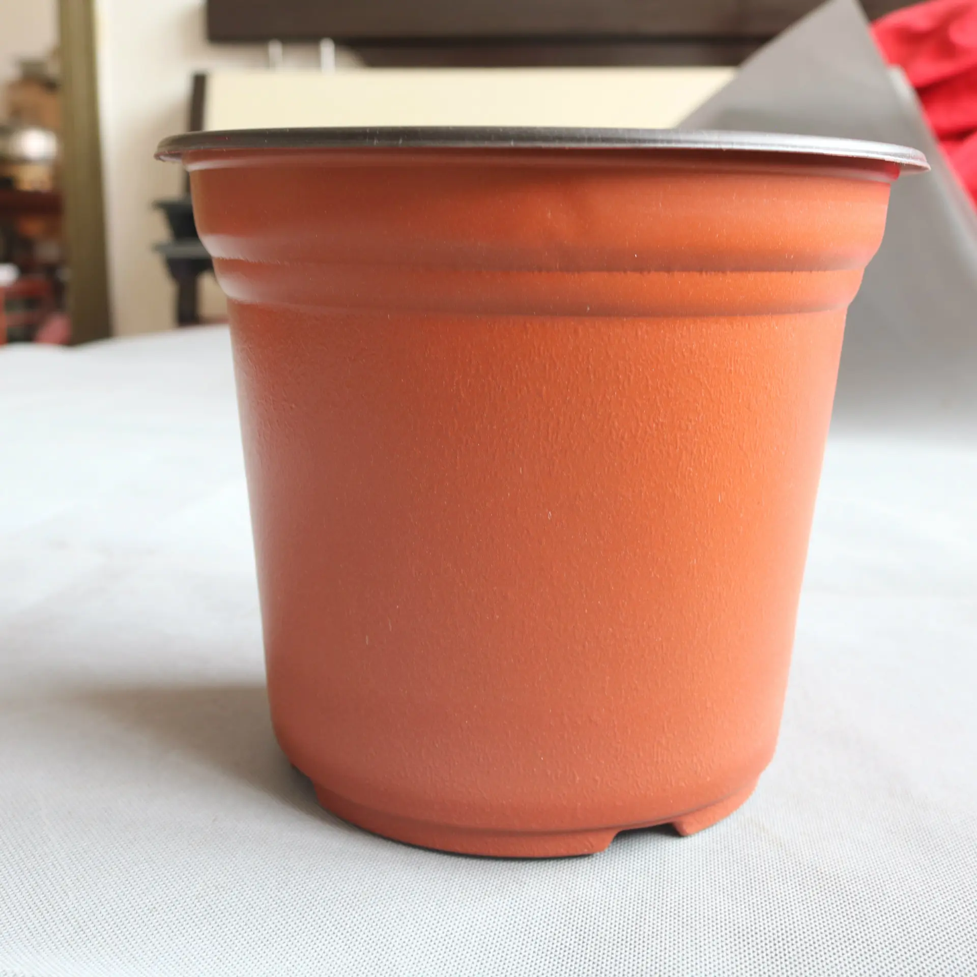 Hot  sell  Durable Home Garden Supplies Flowerpot Multiple Sizes Nursery Succulents Planter Transplant Plastic Flower Pot