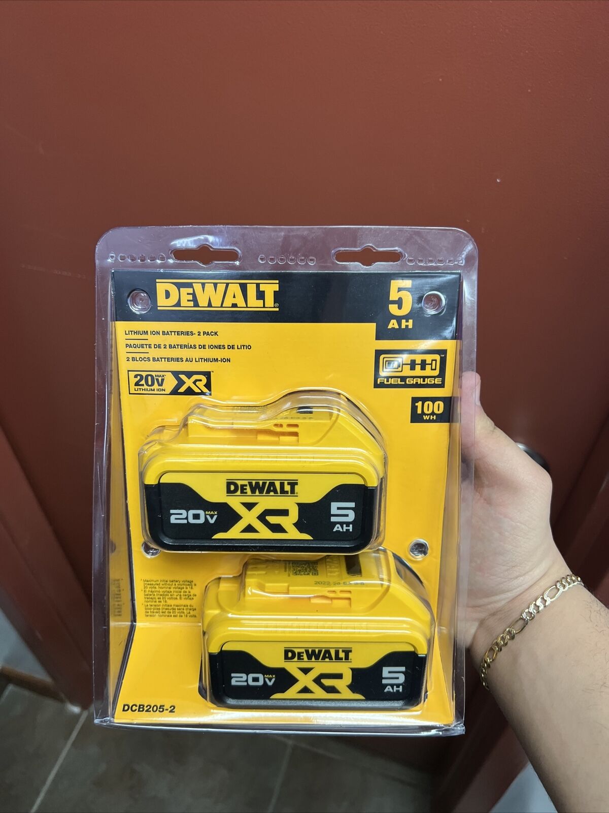 DEWALT DCB205-2 20V 5Ah Battery - Pack of 2