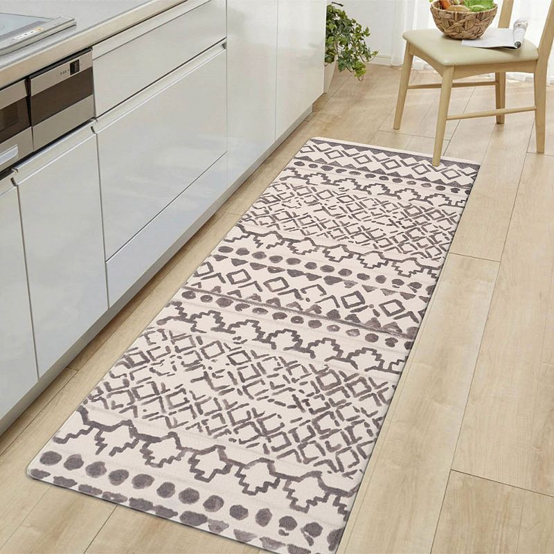 World Rug Gallery Distressed Bohemian Anti-Fatigue Mat