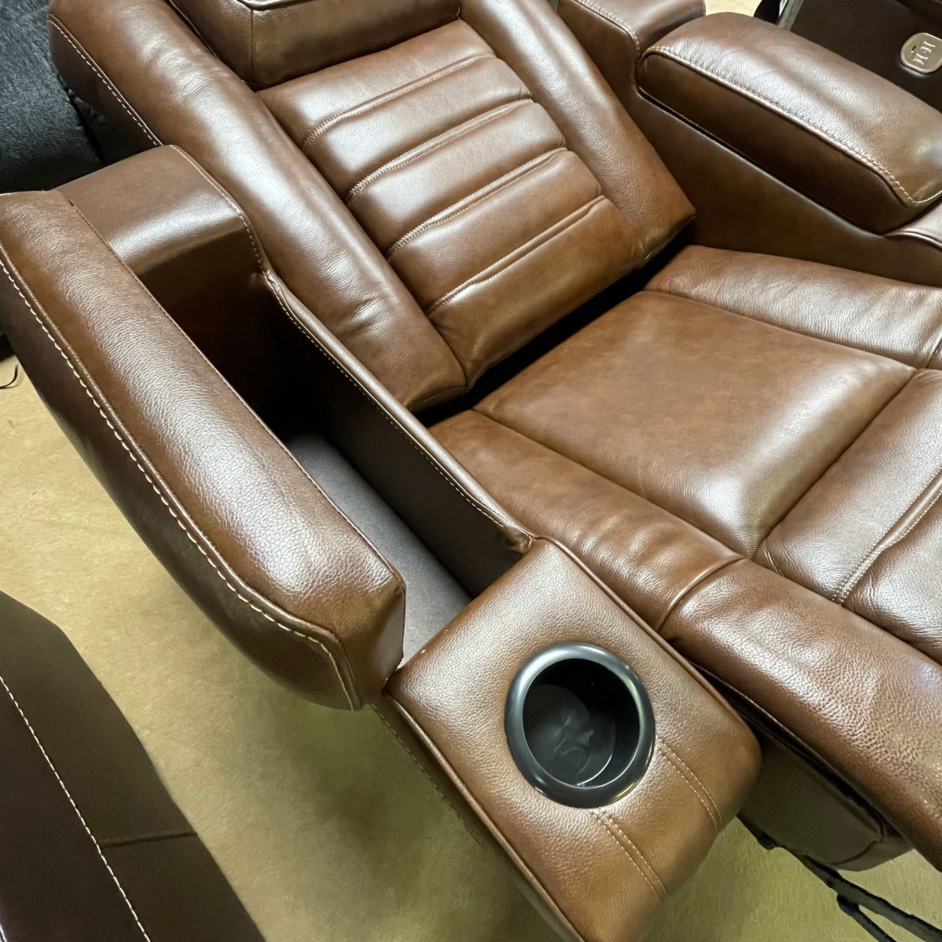 (Online Special Price) Backtrack Chocolate Power Recliner