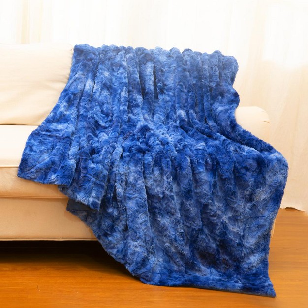 Cheer Collection Ultra Soft Faux Fur Throw Blanket Blue