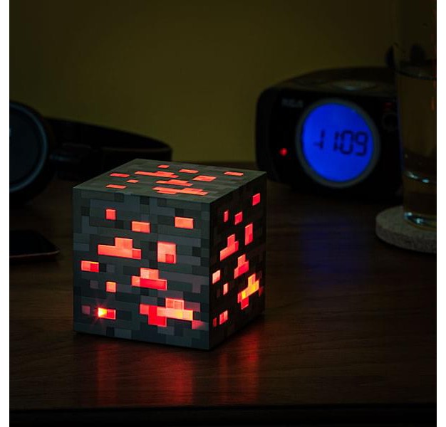 Thinkgeek Inc Minecraft Light Up Redstone Ore