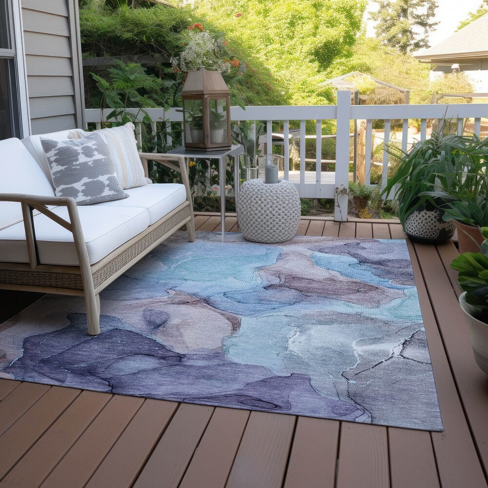 Machine Washable Indoor/ Outdoor Chantille Watercolor Navy Rug