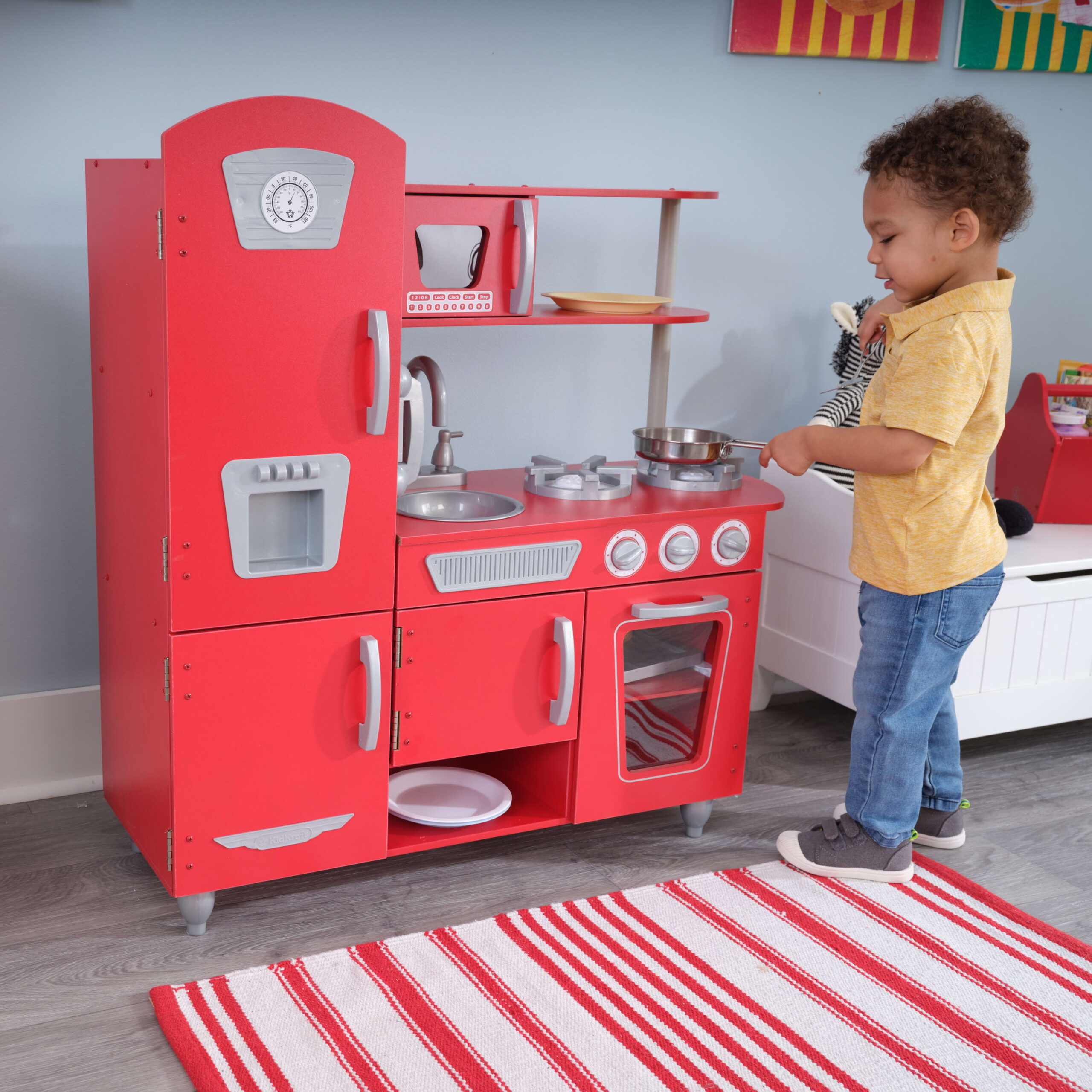 KidKraft Red Vintage Wooden Play Kitchen with Stainless Steel-Look Trim， Play Phone