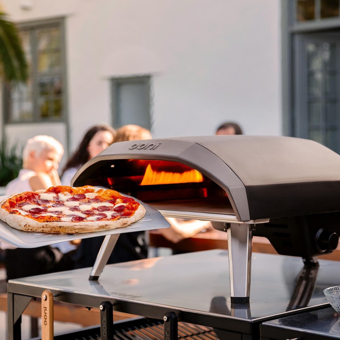 Ooni Koda 16 Gas Powered Portable Outdoor Pizza Oven