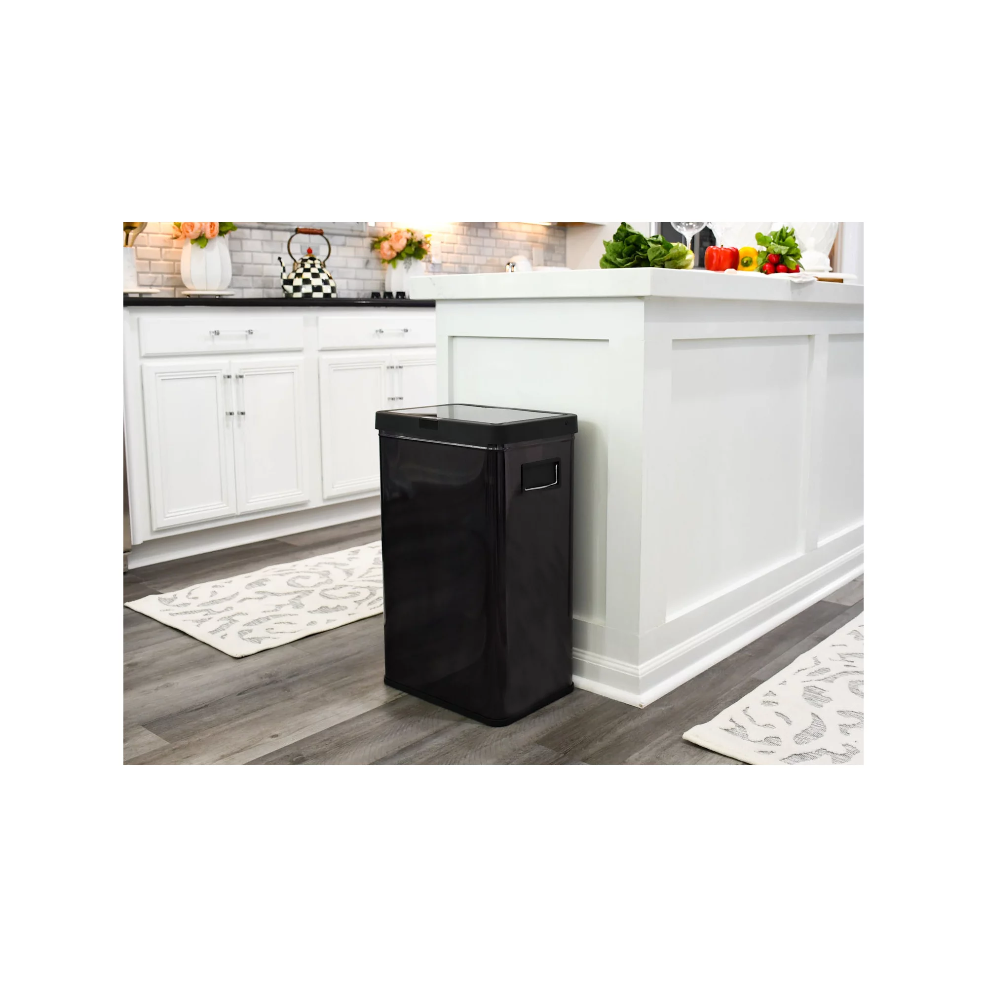 Better Homes and Gardens 13.7 Gal Stainless Steel Touchless Kitchen Garbage Can， Black