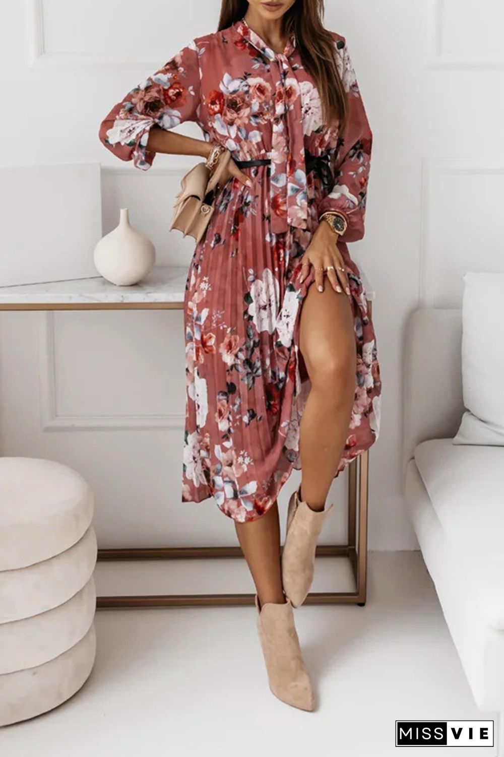 Floral Fold With Belt Ribbon Collar Pleated Dresses