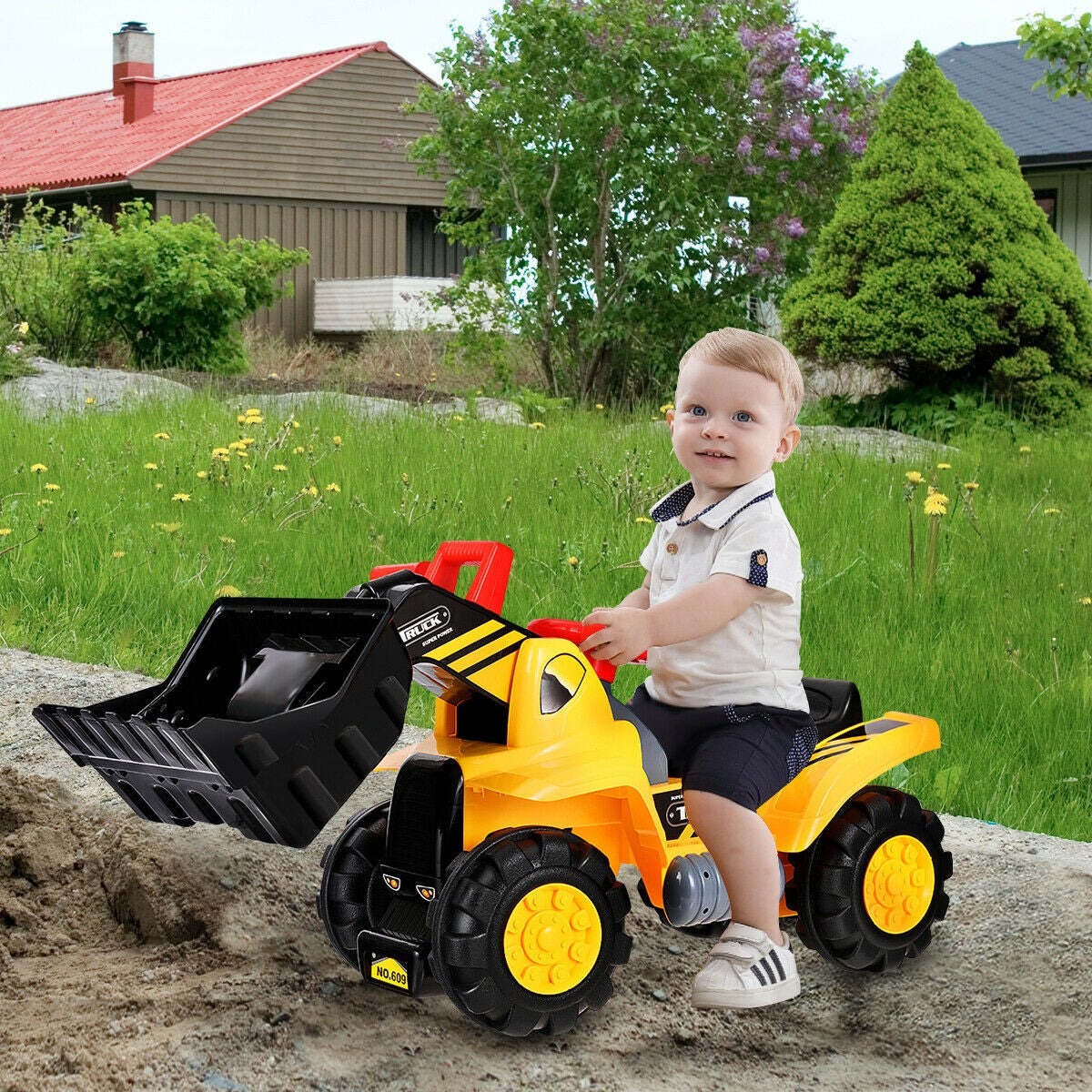 Kids Ride On Construction Bulldozer, Outdoor Digger Scooper Pulling Cart