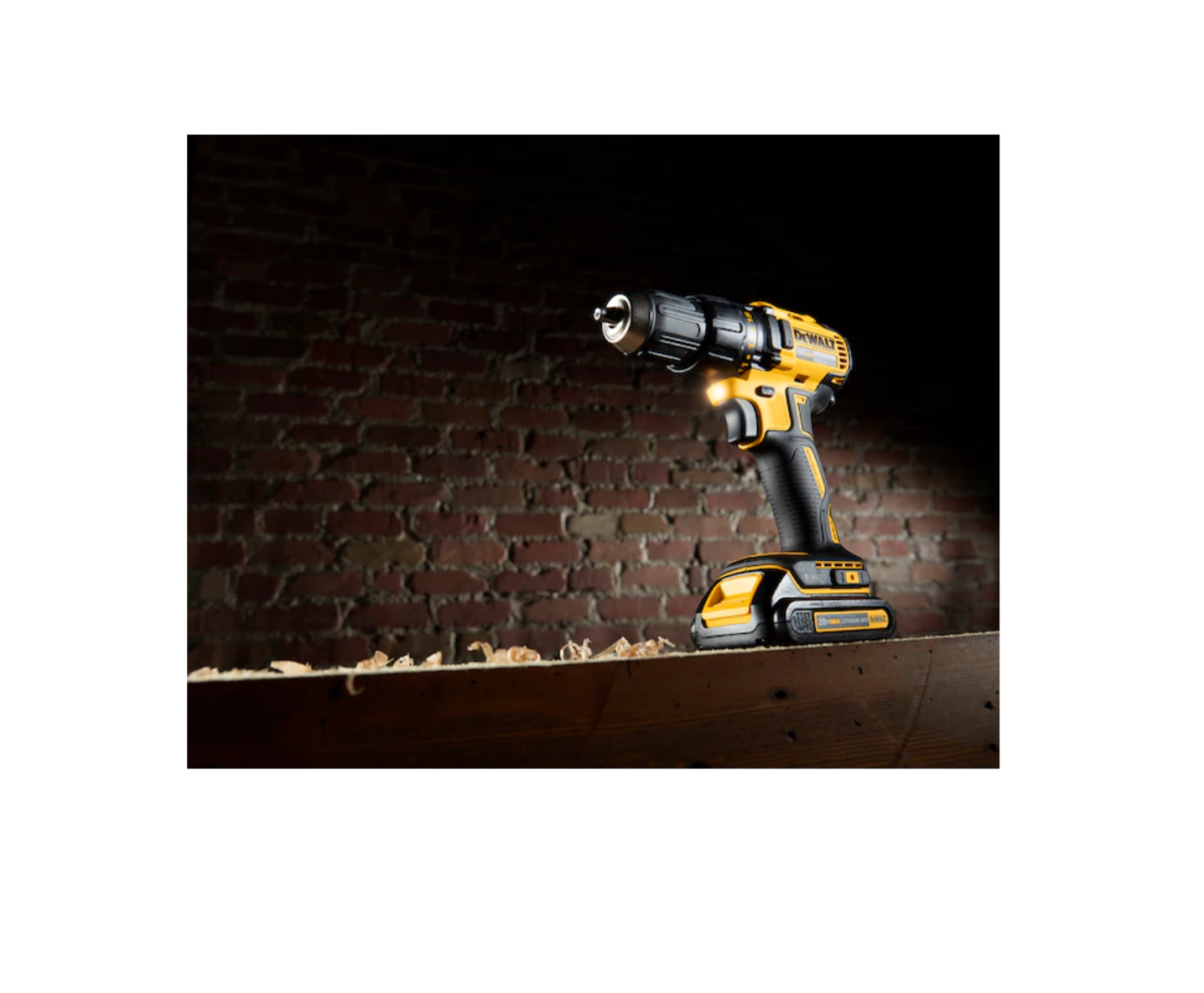 DEWALT DCD777C2 20-volt Max 1/2-in Brushless Cordless Drill (2-Batteries Included and Charger Included)