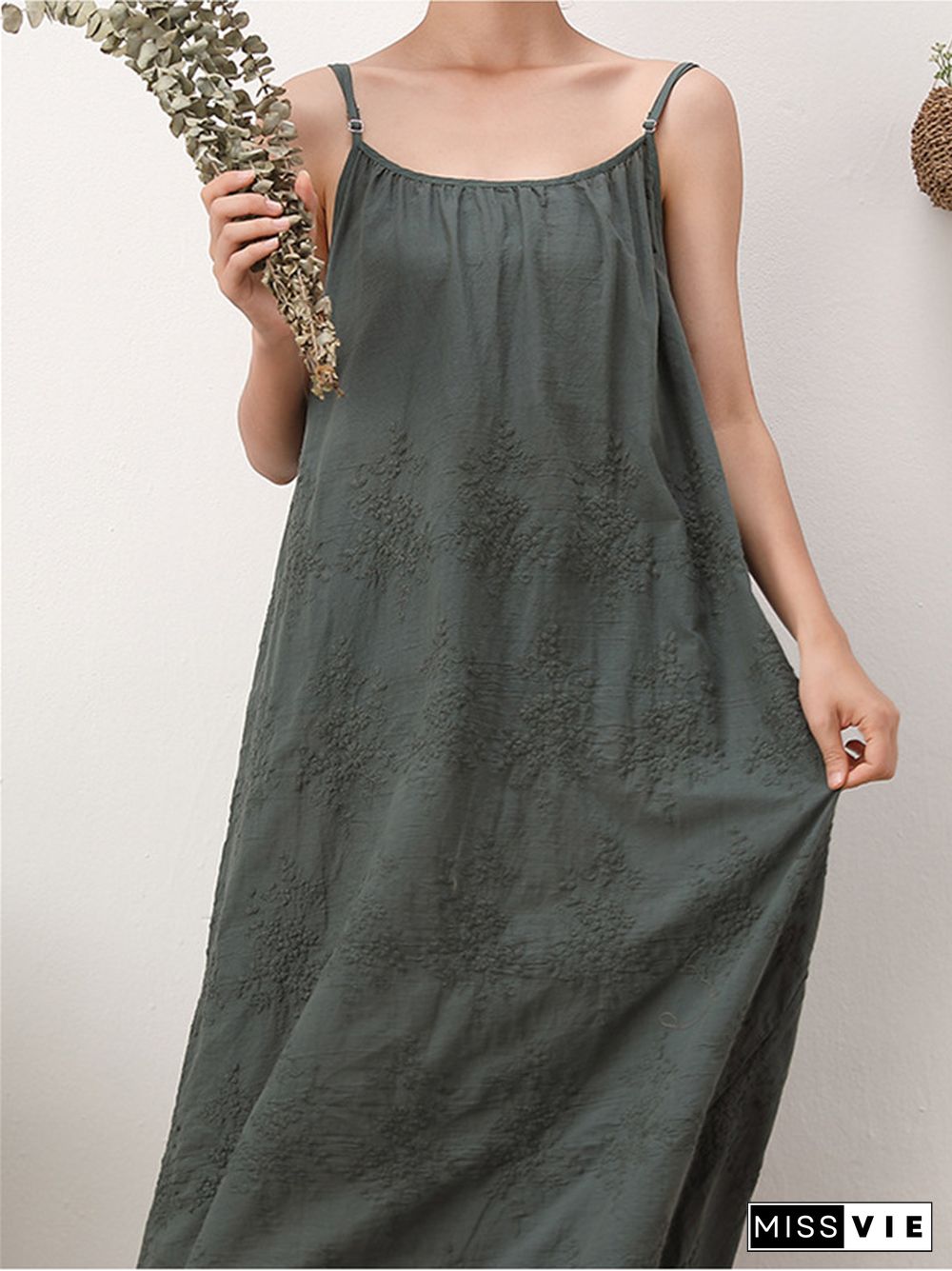 Fresh and Sweet Pure Color Dress Embroidered Loose Cotton Linen Skirt