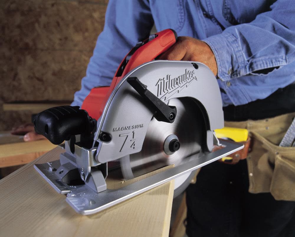 Milwaukee Tilt-Lok 7-1/4 in. Circular Saw with Case 6391-21 from Milwaukee