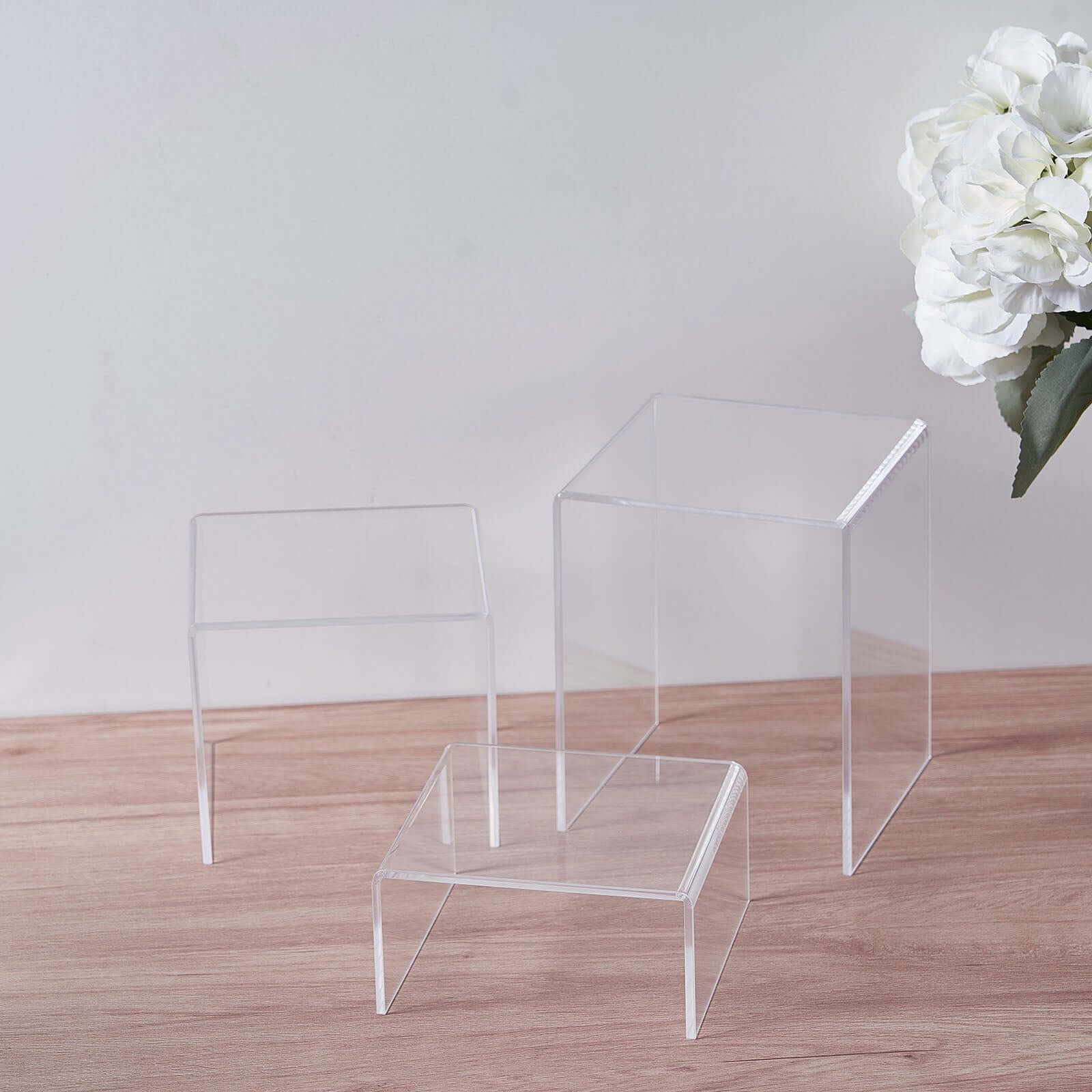 Set of 4 Clear Acrylic Riser Cake Stand Set, Cupcake Dessert Display Stands - Assorted Size