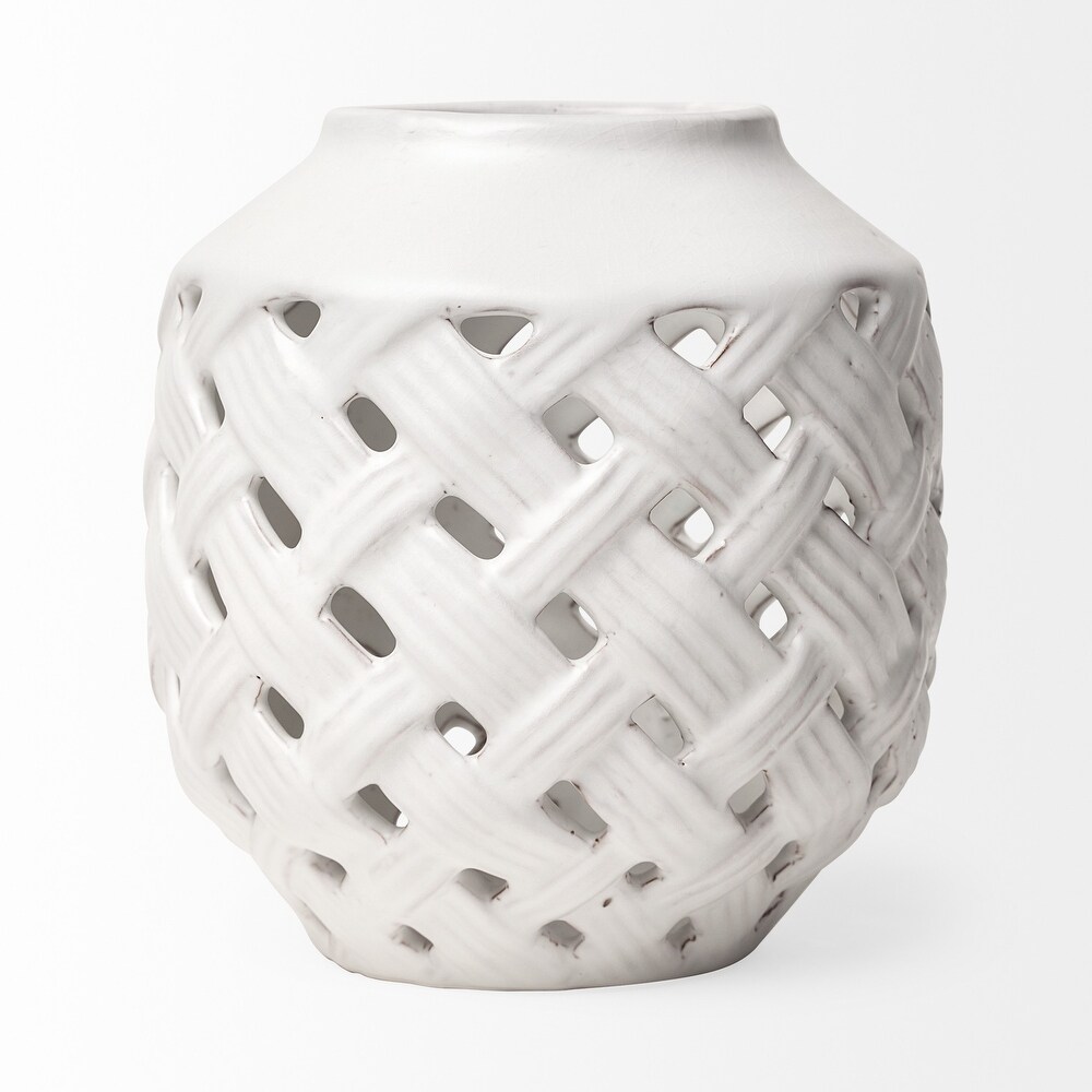 White Ceramic Latticed Vase   8\
