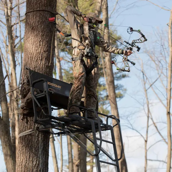 Rivers Edge 17' 2-Man Lockdown Tree Stand