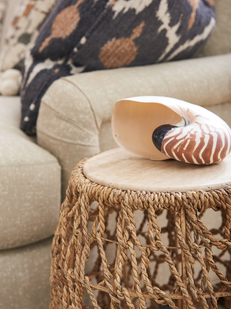 Madrid Woven Accent Table   Tropical   Side Tables And End Tables   by Lexington Home Brands  Houzz