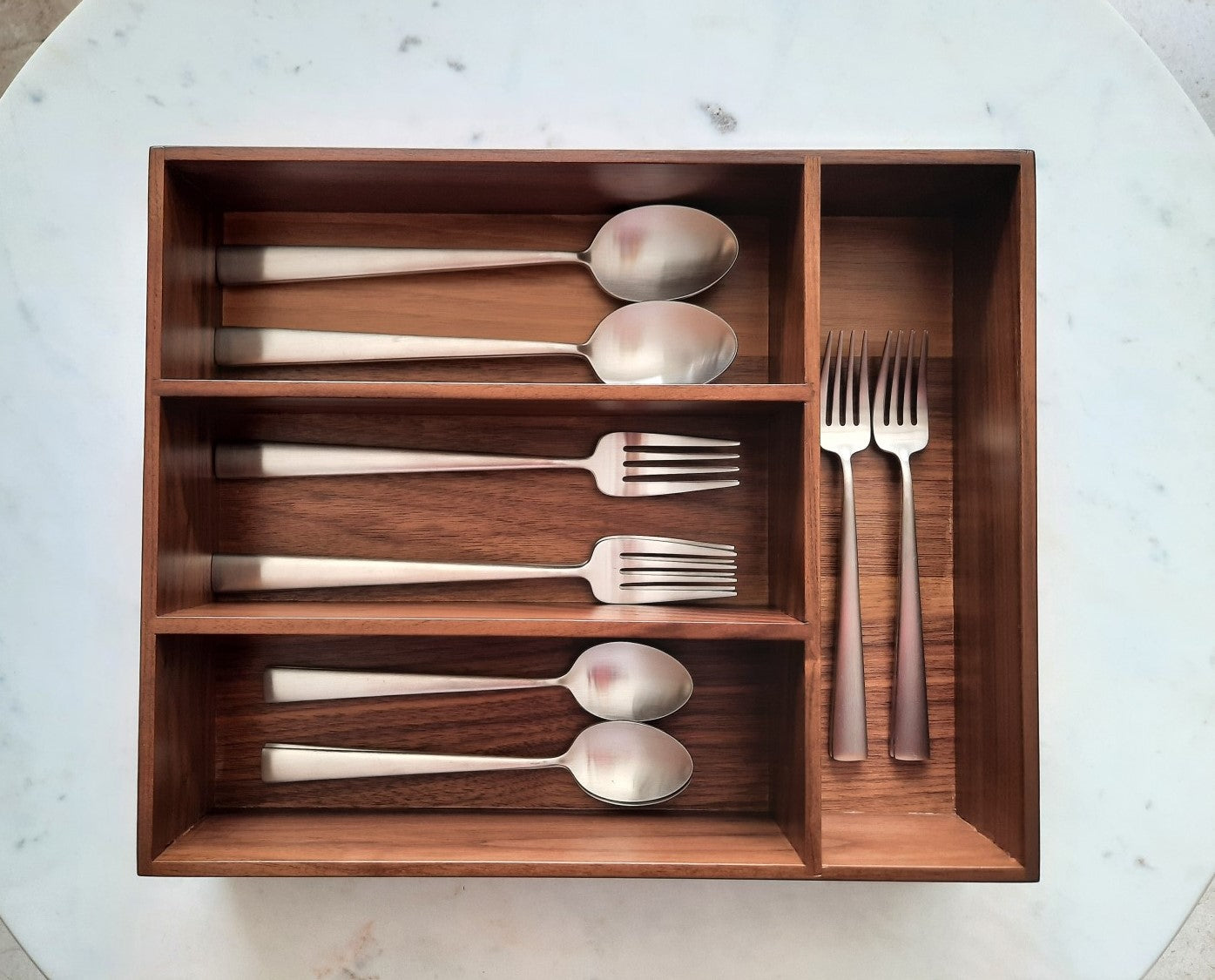 Cutlery tray