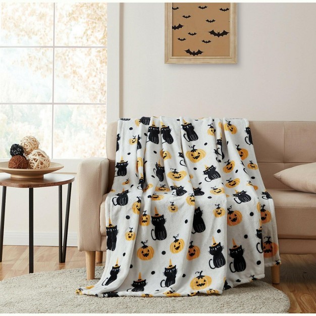 Kate Aurora Halloween Spooky Cats amp Pumpkins Soft amp Plush Oversized Oversized Accent Throw Blanket White