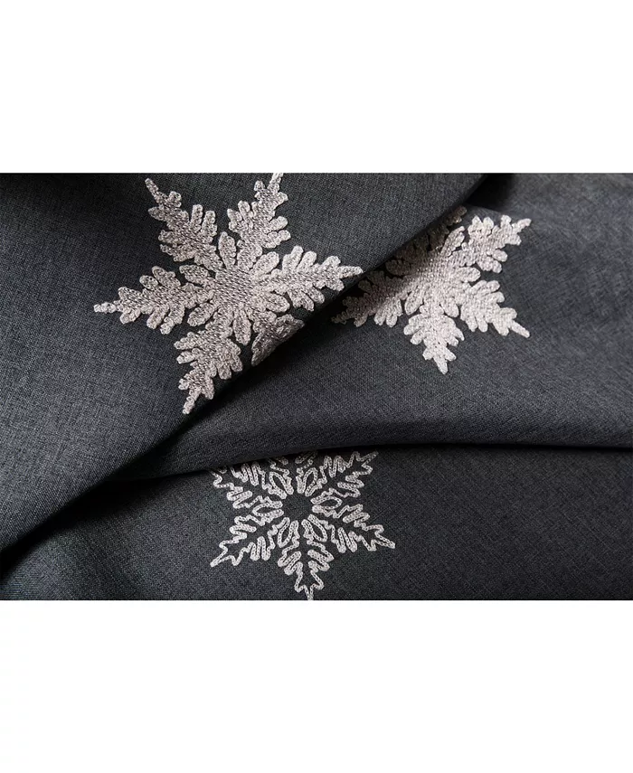 Xia Home Fashions Glisten Snowflake Embroidered Christmas Tablecloth 60 x 84