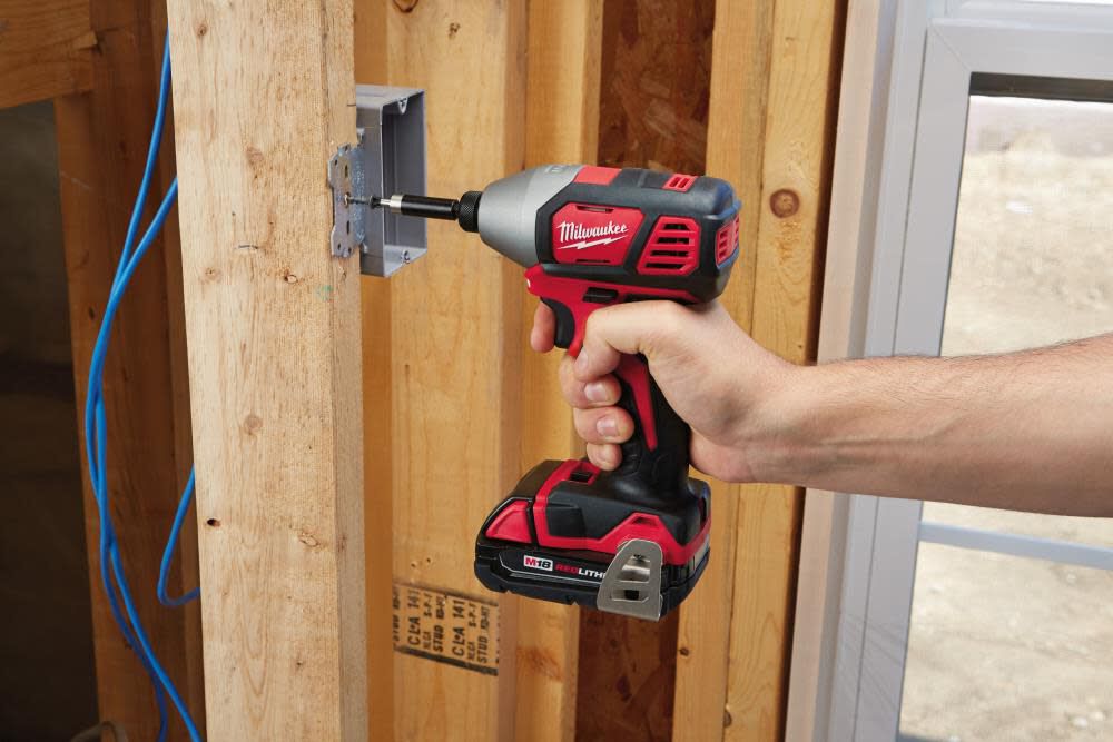 Milwaukee M18 2 Speed 1/4 Hex Impact Driver XC Kit 2657-22 from Milwaukee