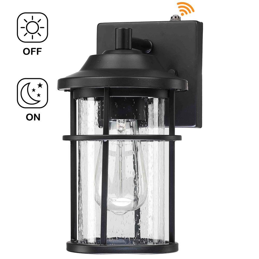 Uixe 11 in. Matte Black Hardwired Dusk to Dawn Outdoor Wall Lantern Sconce Sensor with Seeded Glass Shade SSL-14631-S-PC