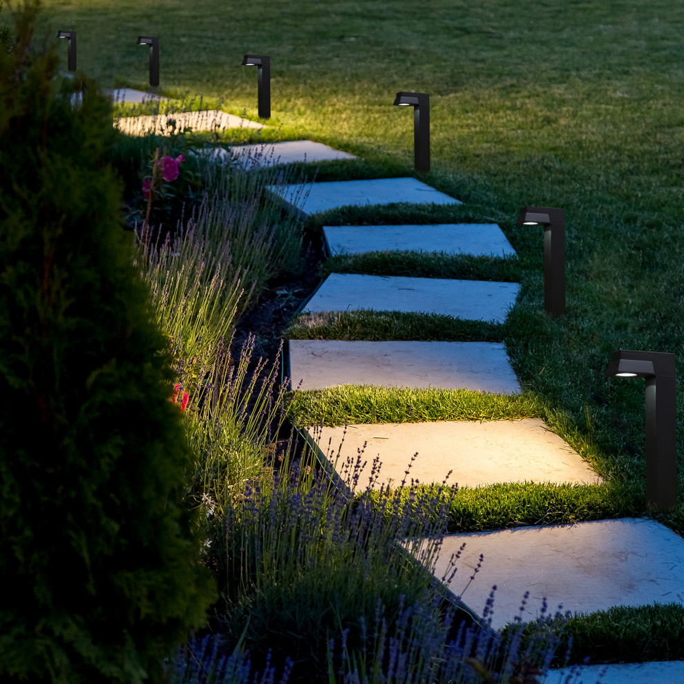 15 quotH Solar Powered SMD LED Pathway Ground Light  Set of 6   Transitional   Path Lights   by Glitzhome  Houzz