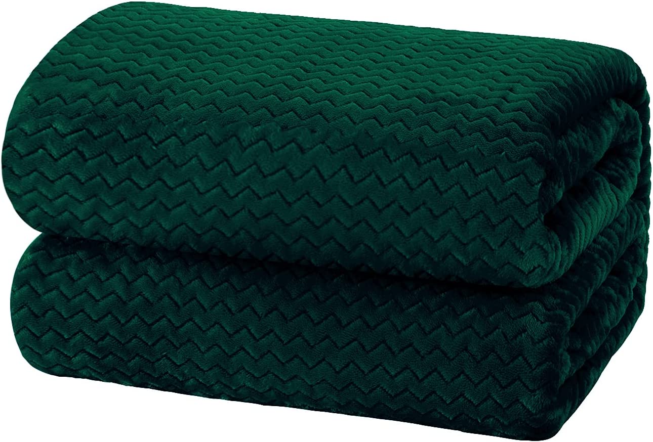 Whale flotilla Ultra Breathable Jacquard Lightweight Fleece Twin Size Bed Blanket(90x66 Inch) with Plush Wave Pattern， Soft and Cozy Blanket for All Season， Dark Green…