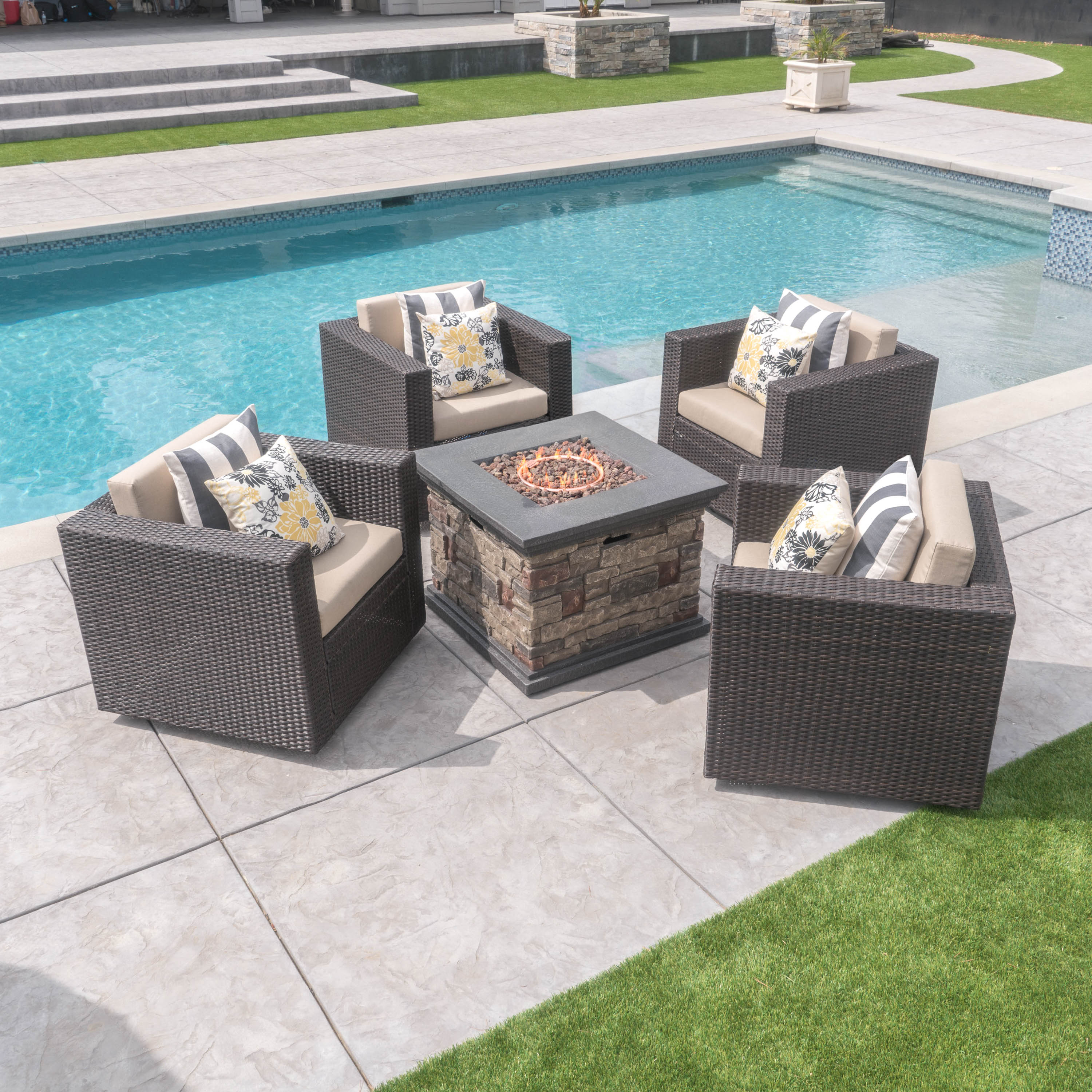 Venice 4-Seater Outdoor Fire Pit Chat Set