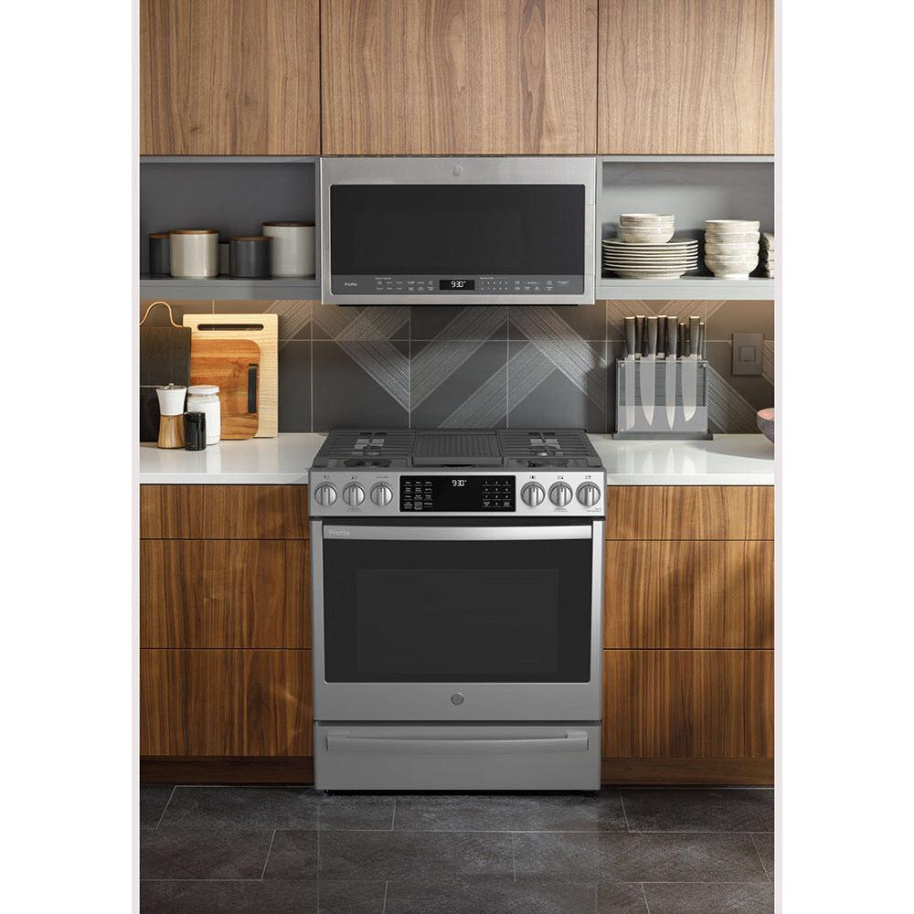 GE Profile 30-in Slide-in Dual Fuel Range with No Preheat Air fry Technology PC2S930YPFS