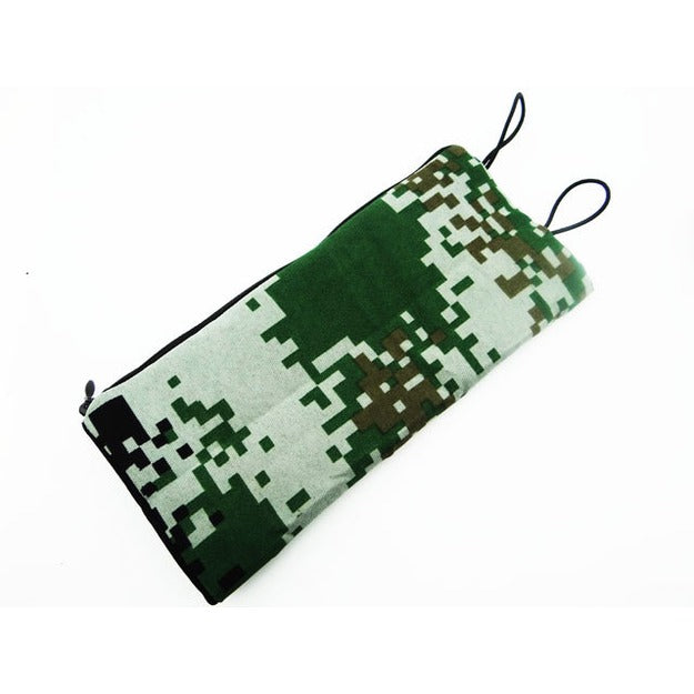 Hot Racing ACC58CJ05 1:10 Special Forces Digital Camouflage Sleeping Bag HRAACC58CJ05