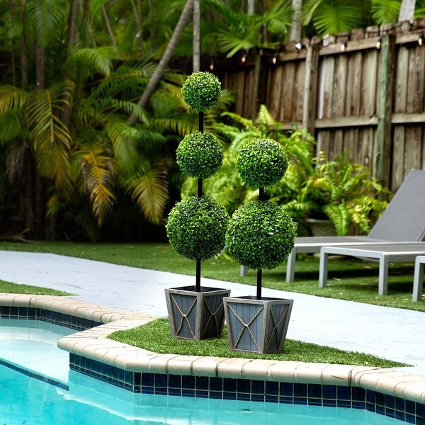 3' UV Resistant Double Ball Boxwood Topiary with Lights in Planter