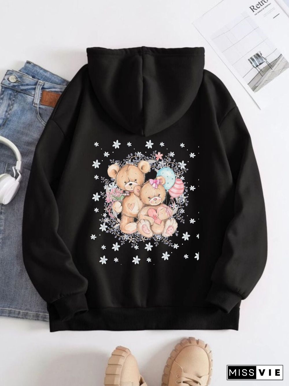 Printed on the Back Kangaroo Pocket Hoodie Long Sleeve for Women Pattern Bears and Flowers