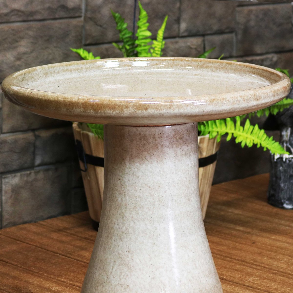 Sunnydaze Decor Duo-Tone Outdoor Glazed Ceramic Bird Bath