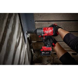 MW M18 FUEL ONE-KEY 18V Li-Ion Brushless Cordless 34 in. High-Torque Impact Wrench with Friction Ring Resistant Batteries 2864-22R