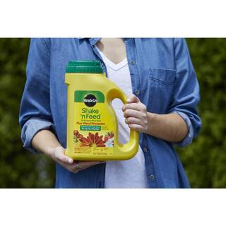 Miracle-Gro Shake'n Feed 4.5 lbs. All-Purpose Plant Food Plus Weed Preventer 103836