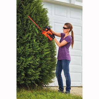 BLACK+DECKER 20V MAX Cordless Battery Powered Hedge Trimmer Kit with (1) 1.5Ah Battery  Charger LHT218C1