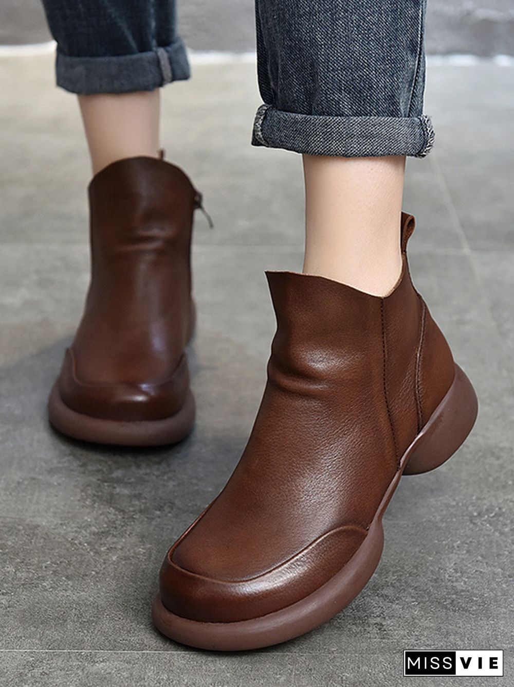 Round-Toe Solid Color Zipper Boots