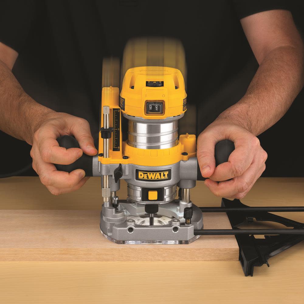 DEWALT DWP611PK ; 1.25 Peak HP Compact Router Combo Kit (DWP611PK) ;