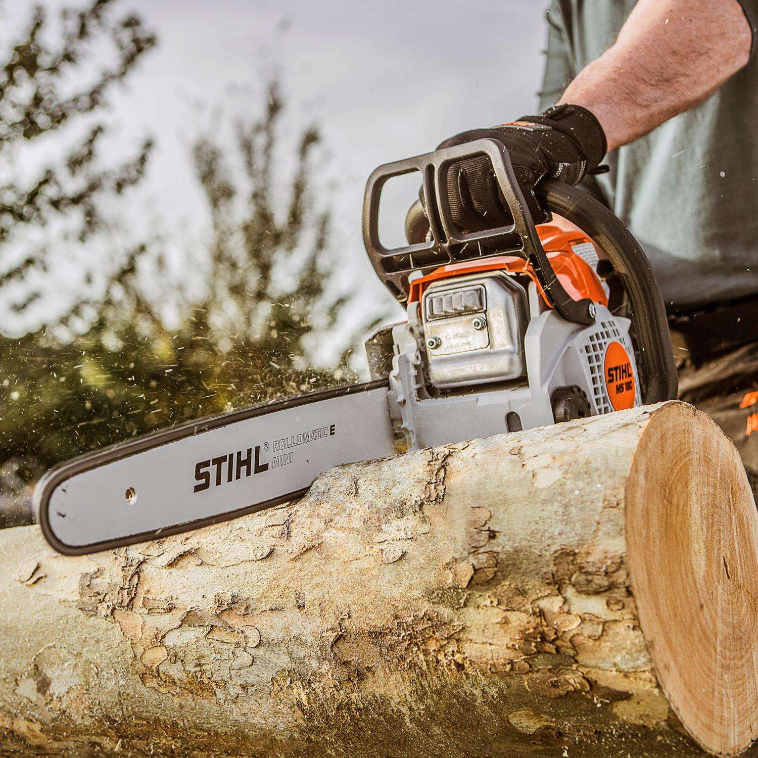 STIHL MS 180 Gas Chainsaw 16 in. 31.8 cc， Tool Only